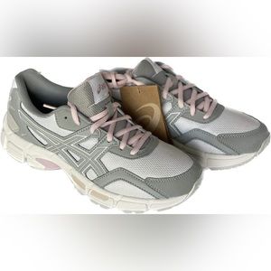 NEW ASICS Women’s Gel-Jog MC Running Sneaker White/Piedmont Grey Size 7.5